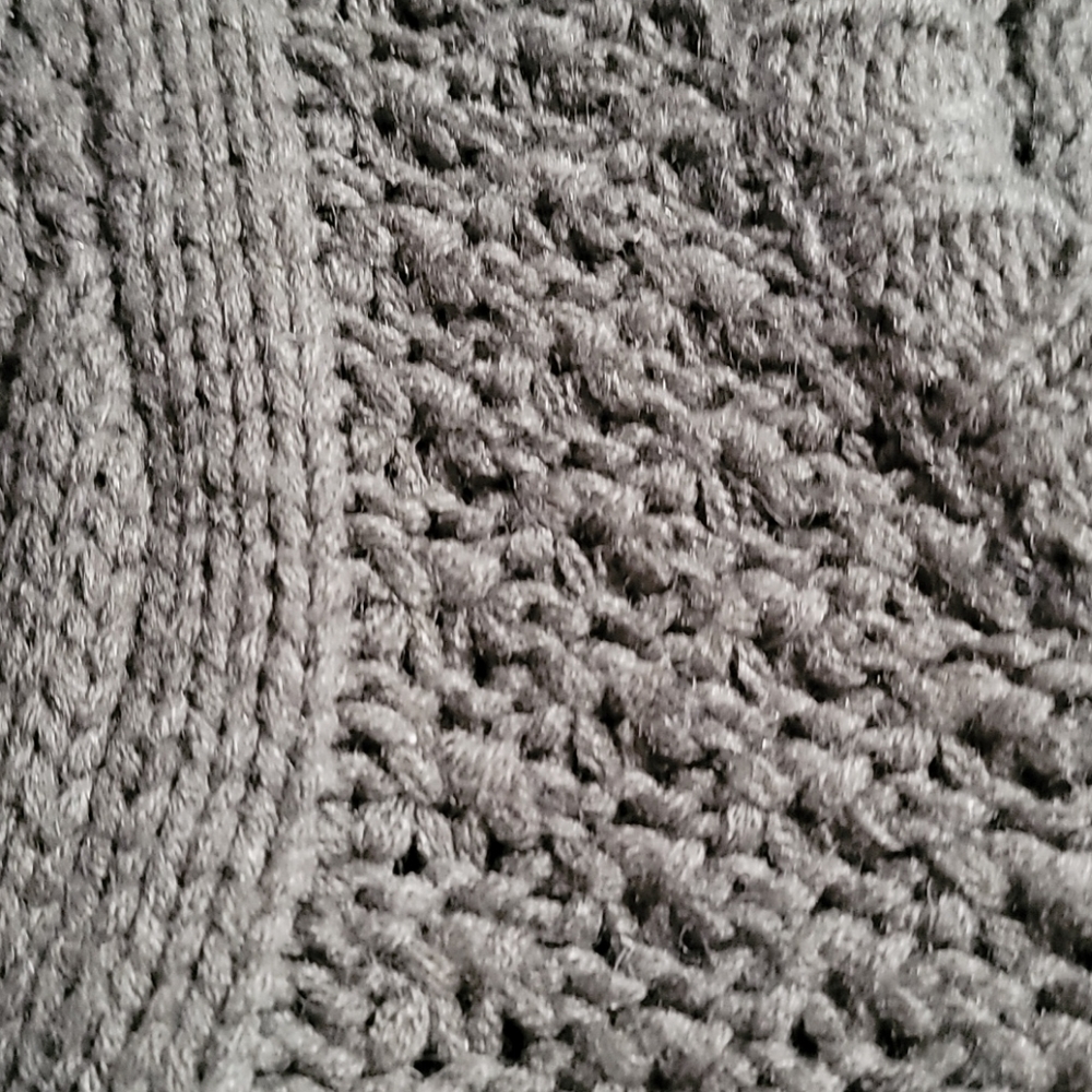 Two Lole sweaters - Picture 6 of 10